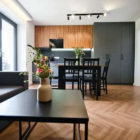 Aroma By Housine,pl